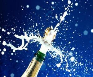 пазл Uncorking ένα μπουκάλι σαμπάνιας για να γιορτάσουν το νέο έτος